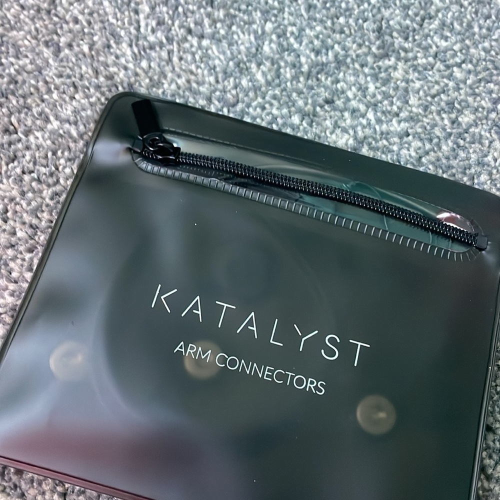 Katalyst Training Suit - Picture 2 of 4